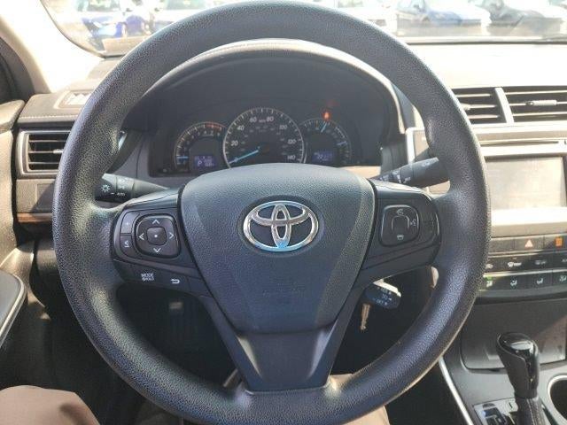 2015 Toyota Camry 4dr Sdn I4 Auto LE (SE)