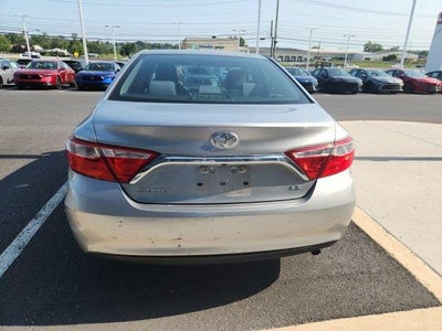 2015 Toyota Camry 4dr Sdn I4 Auto LE (SE)
