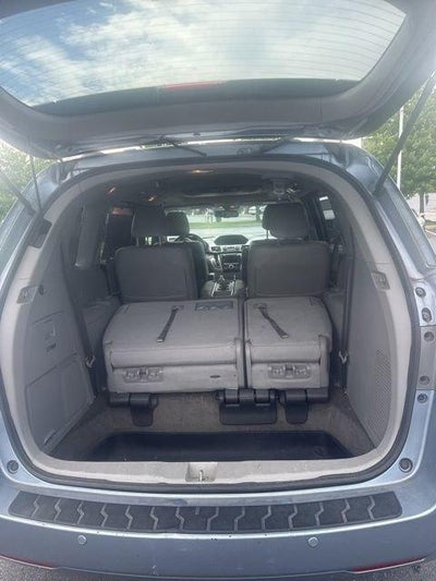 2014 Honda Odyssey Touring with DVD Rear Entertainment System and Navigation