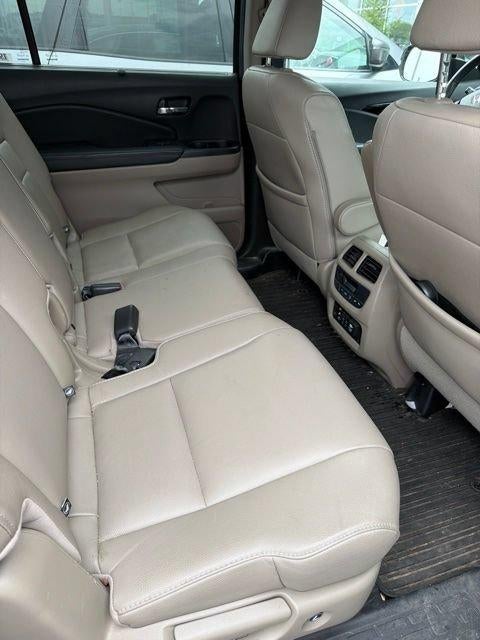 2017 Honda Pilot Touring AWD