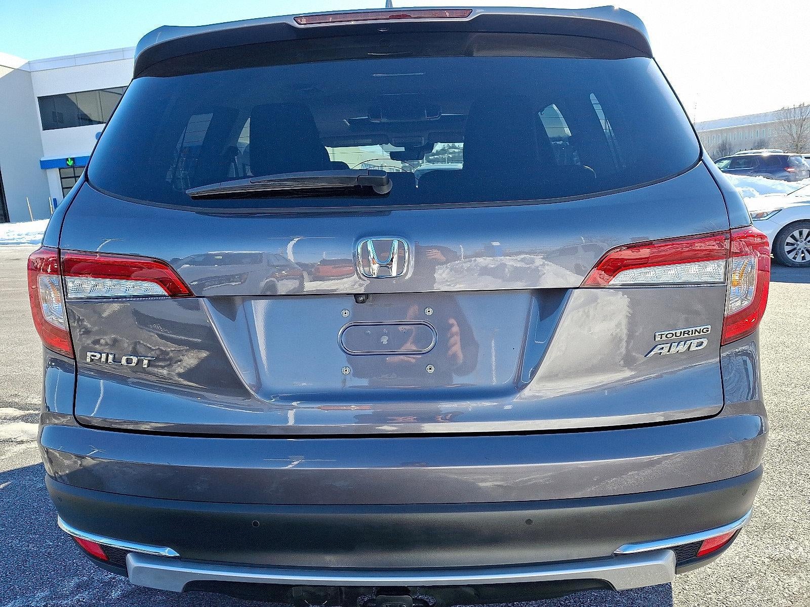 2020 Honda Pilot Touring 8-Passenger AWD