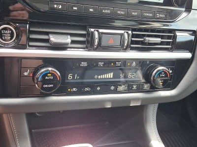 2023 Nissan Pathfinder SL 4WD