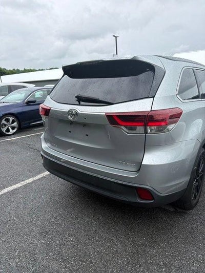 2019 Toyota Highlander SE V6 AWD (Natl)