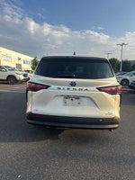 2021 Toyota Sienna XLE AWD 7-Passenger (Natl)