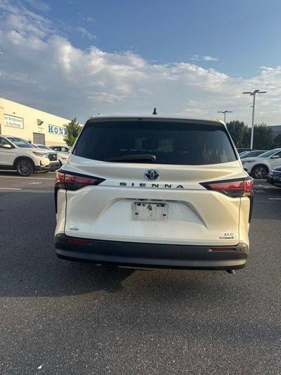 2021 Toyota Sienna XLE AWD 7-Passenger (Natl)