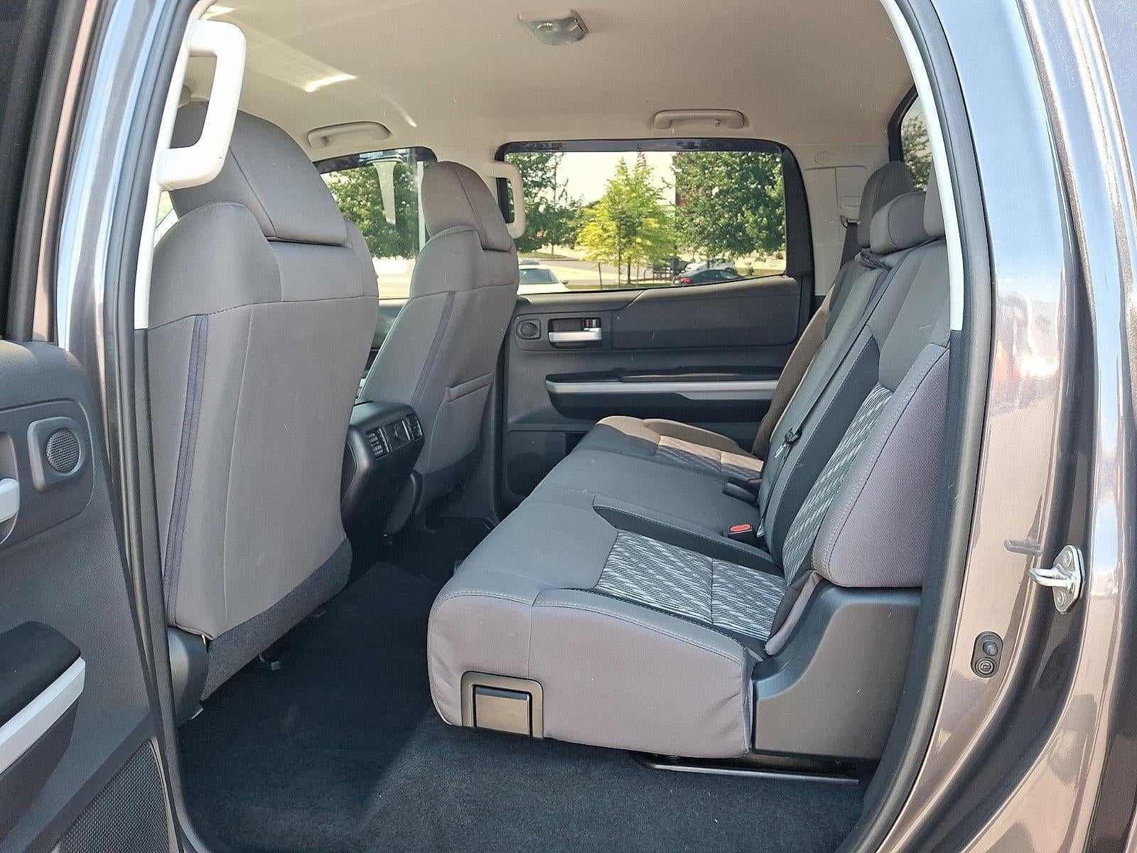 2018 Toyota Tundra 4WD 4WD SR5 CrewMax 5.5' Bed 5.7L (SE)