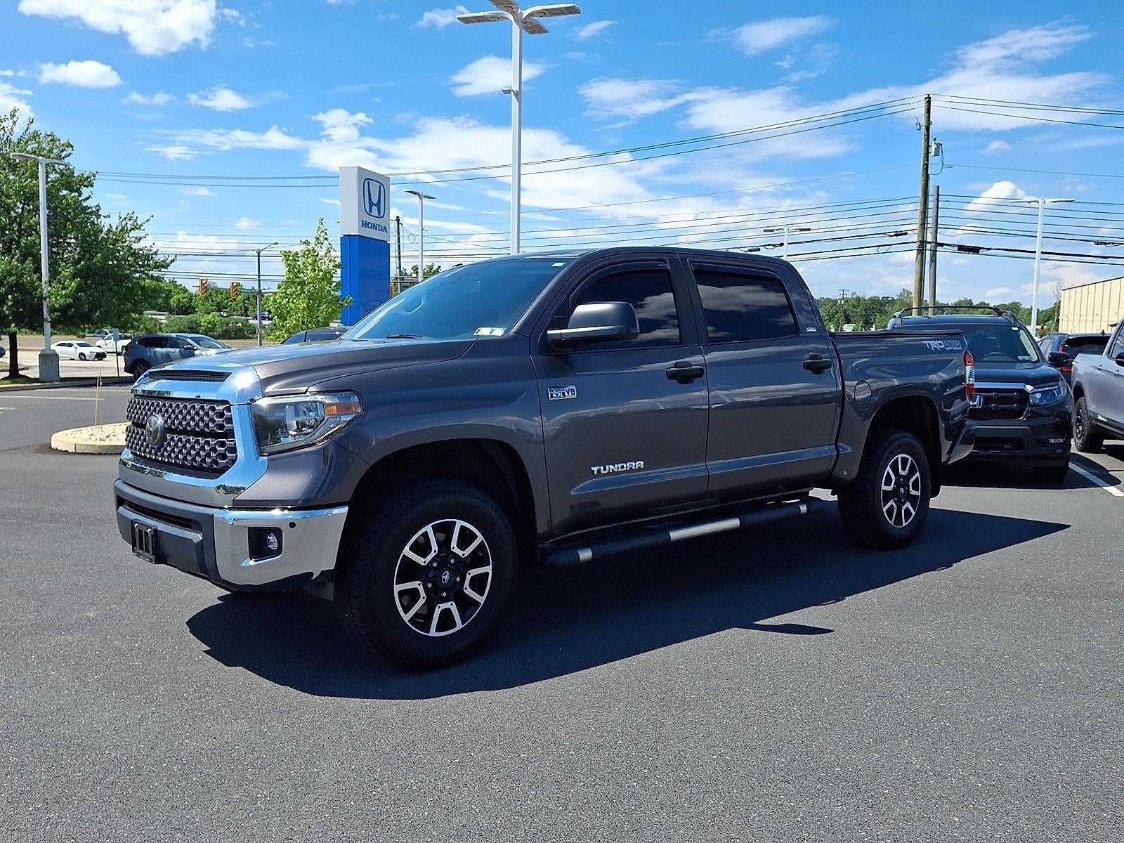 2018 Toyota Tundra 4WD 4WD SR5 CrewMax 5.5' Bed 5.7L (SE)