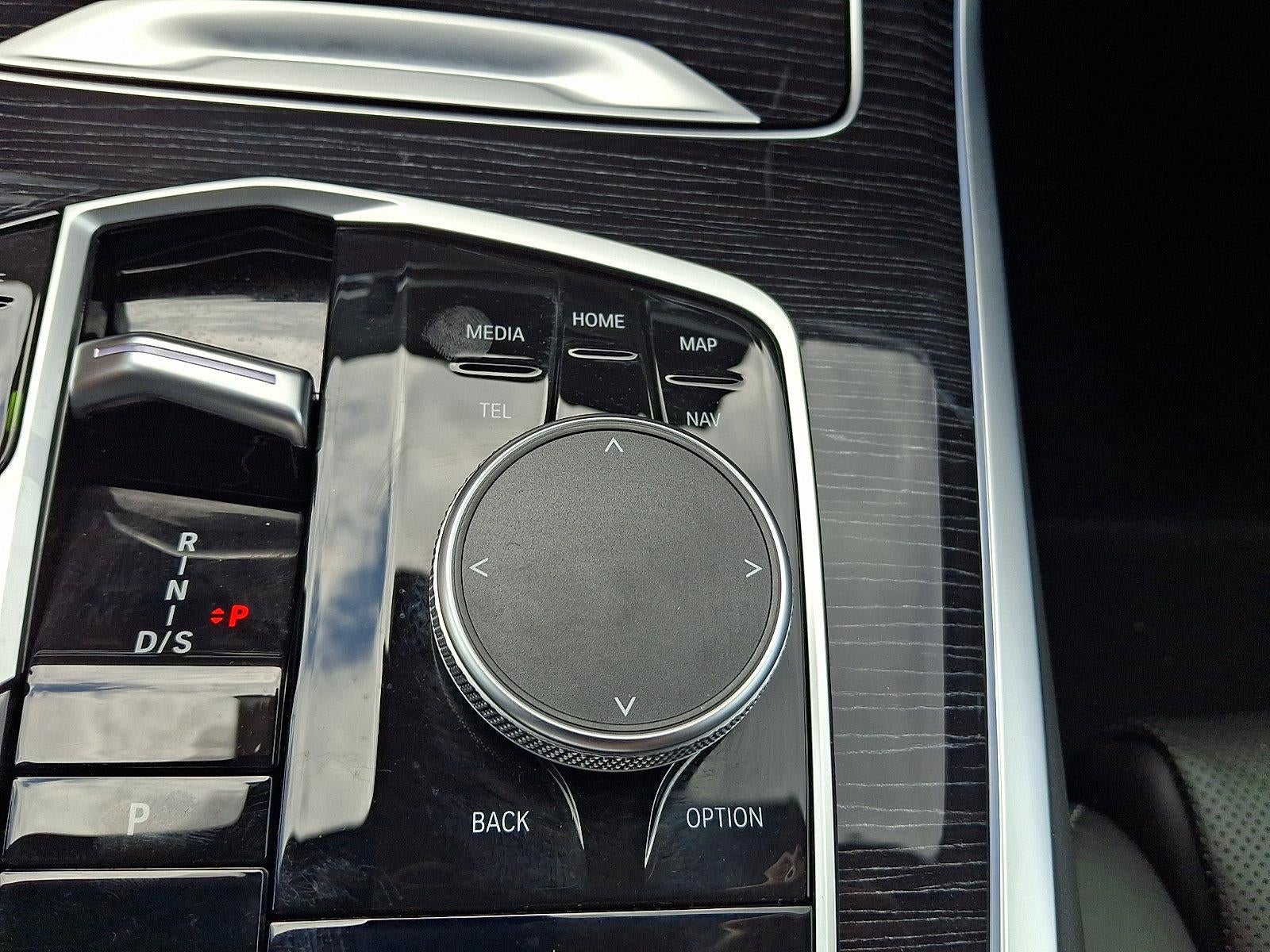 2026 BMW X7 xDrive40i Sports Activity Vehicle