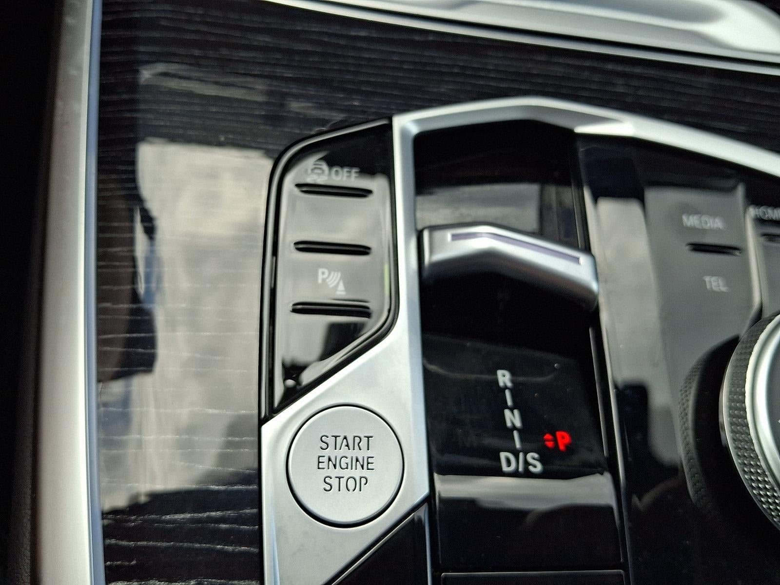 2026 BMW X7 xDrive40i Sports Activity Vehicle
