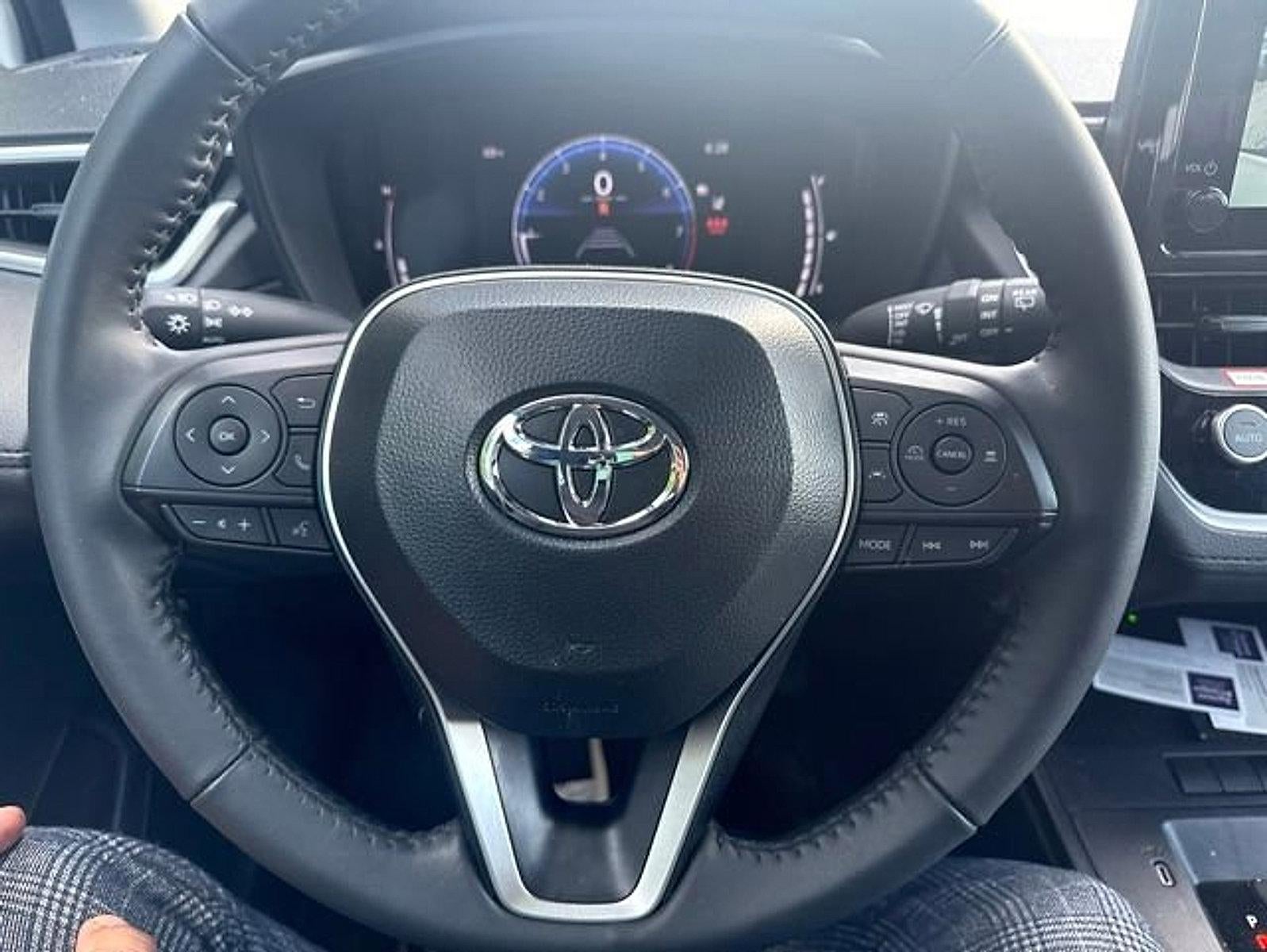 2026 Toyota Corolla Cross LE 4WD (Natl)