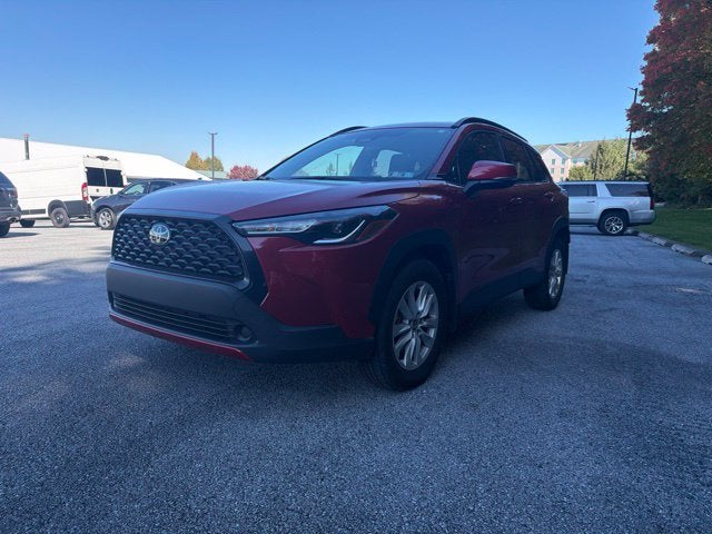 2023 Toyota Corolla Cross LE **LOW MILES**