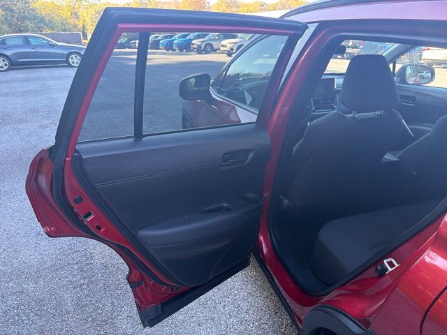 2023 Toyota Corolla Cross LE **LOW MILES**