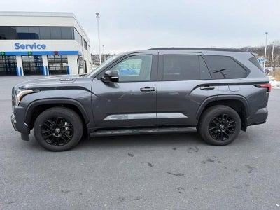 2026 Toyota Sequoia SR5 4WD (SE)