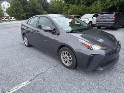 2019 Toyota Prius LE (Natl)