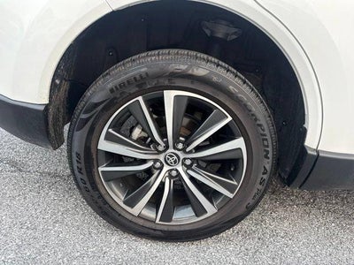 2024 Toyota Venza LE AWD (GS)