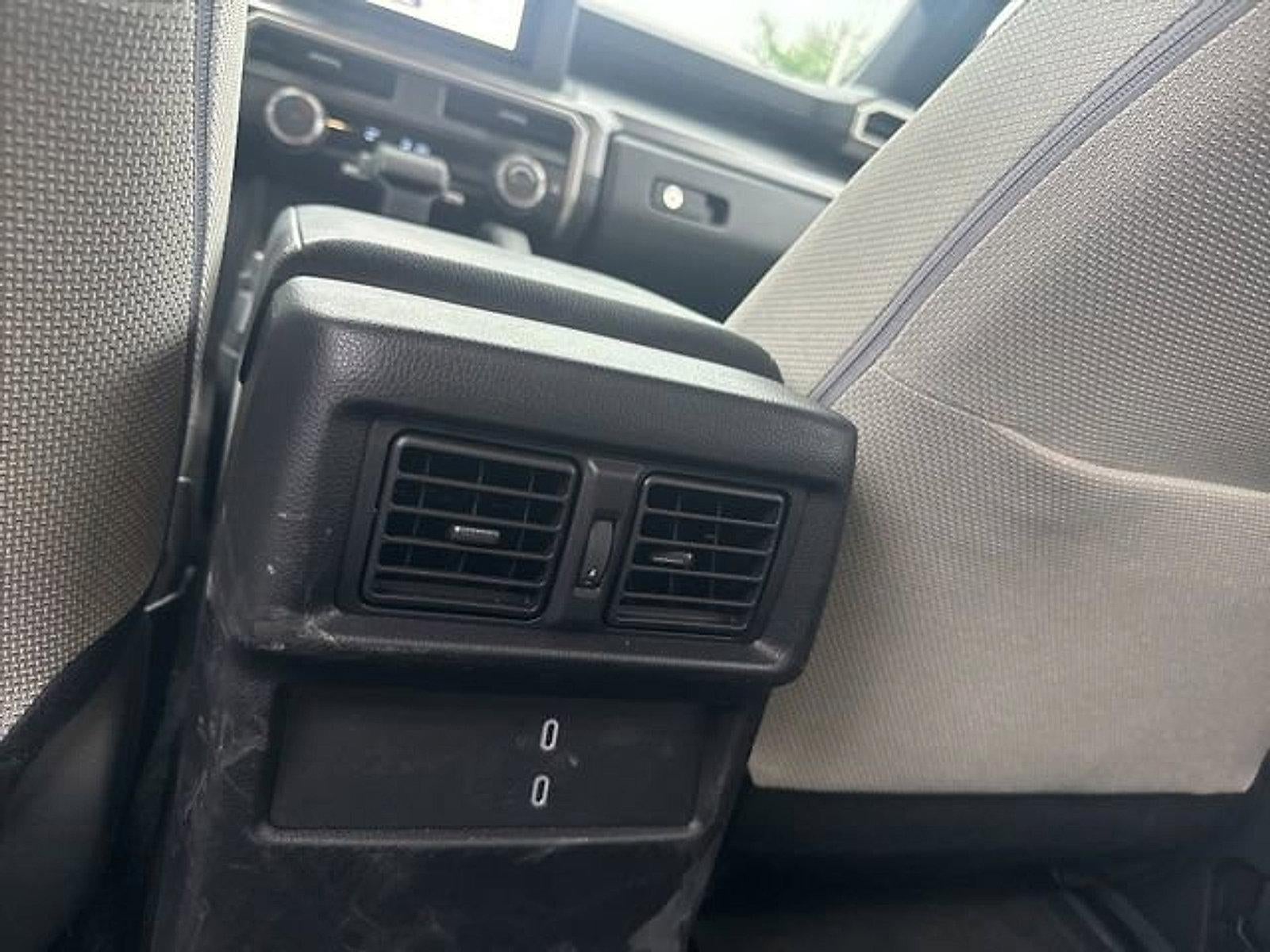 2025 Toyota 4Runner SR5 4WD (GS)