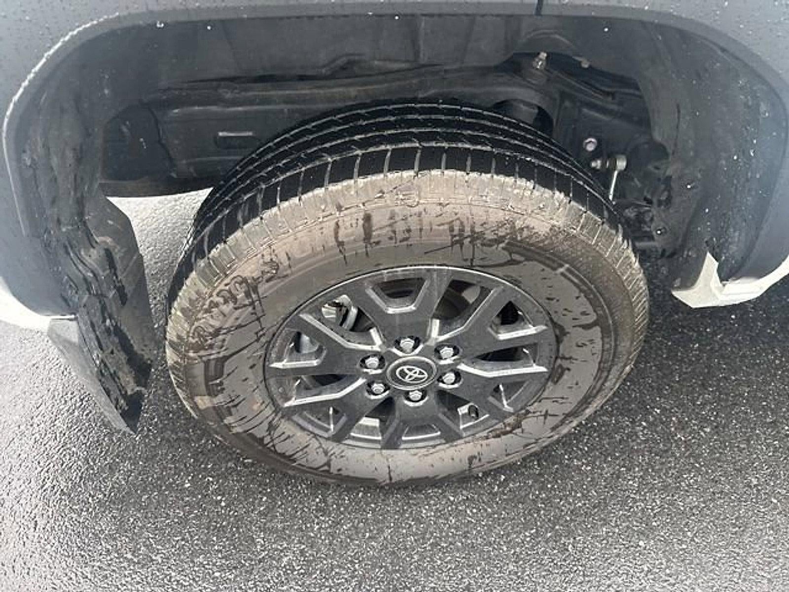 2025 Toyota 4Runner SR5 4WD (GS)