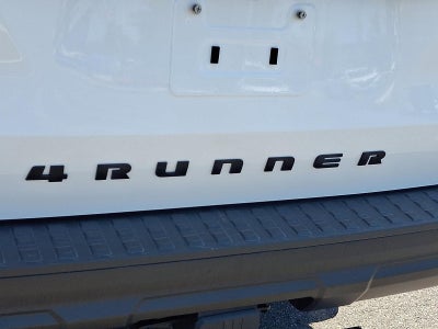 2025 Toyota 4Runner SR5 4WD (GS)