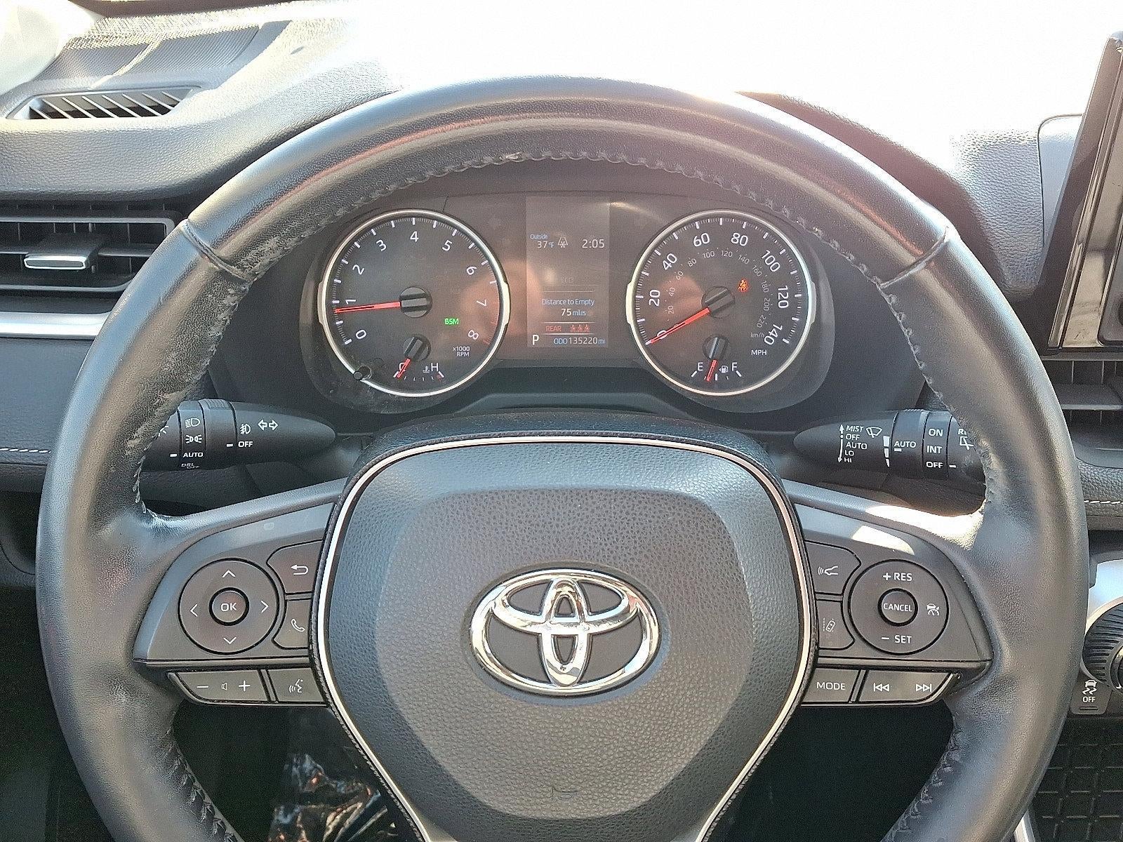 2020 Toyota RAV4 XLE Premium AWD (Natl)