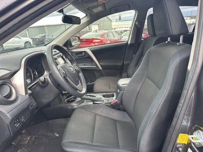 2016 Toyota RAV4 AWD 4dr LE (Natl)
