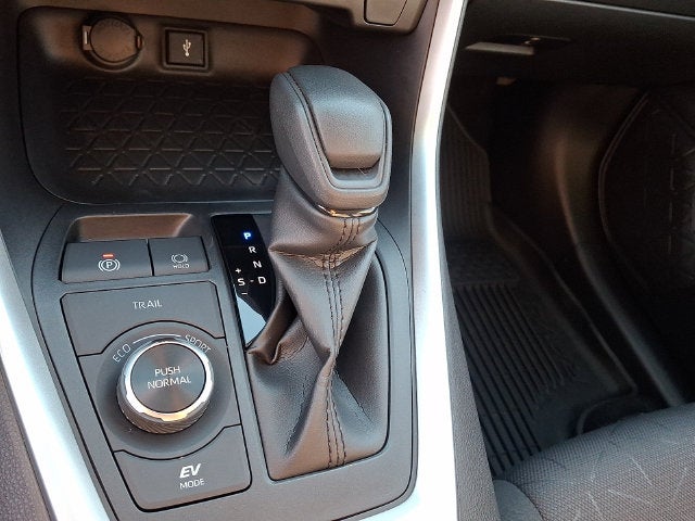 2022 Toyota RAV4 Hybrid XLE AWD (Natl)