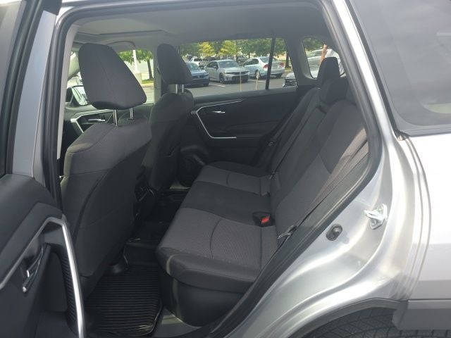 2022 Toyota RAV4 Hybrid XLE AWD (Natl)