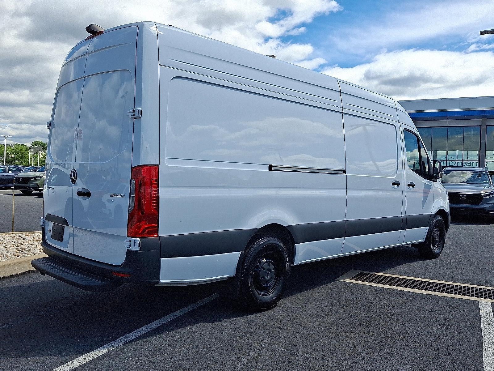 2024 Mercedes-Benz Sprinter Crew Van 2500 High Roof I4 Diesel 170" RWD
