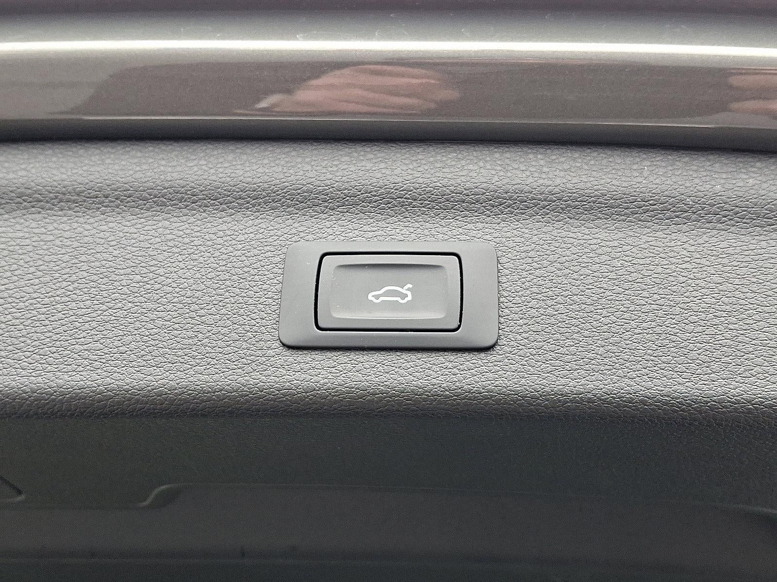 2025 Audi Q3 S line Premium 45 TFSI quattro