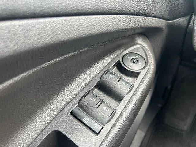 2013 Ford Escape FWD 4dr S