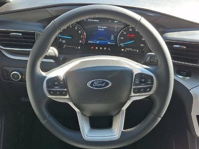 2023 Ford Explorer XLT 4WD