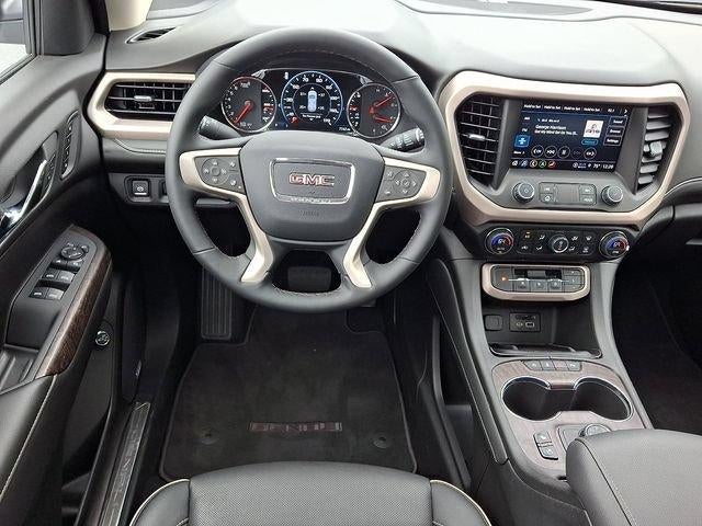 2023 GMC Acadia AWD Denali