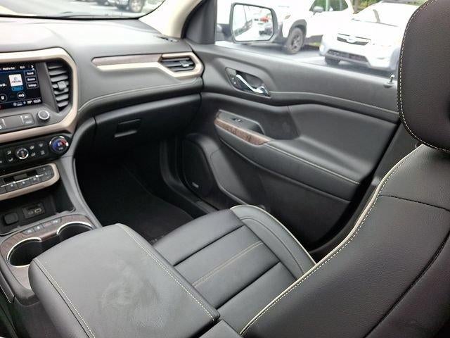 2023 GMC Acadia AWD Denali