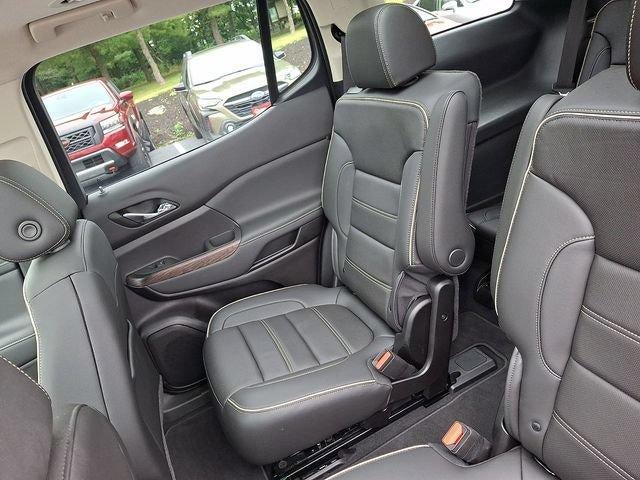 2023 GMC Acadia AWD Denali