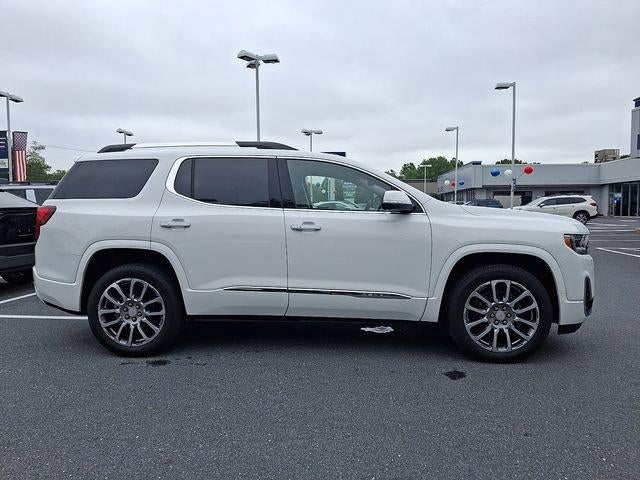 2023 GMC Acadia AWD Denali