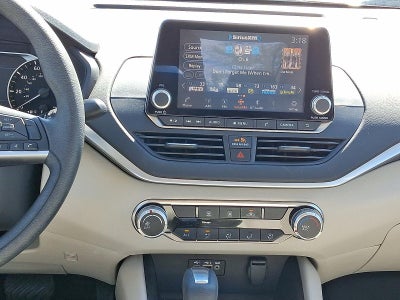 2022 Nissan Altima 2.5 SV Sedan