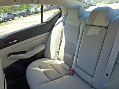 2022 Nissan Altima 2.5 SV Sedan