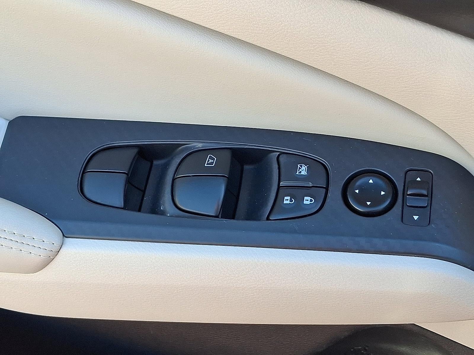 2022 Nissan Altima 2.5 SV Sedan