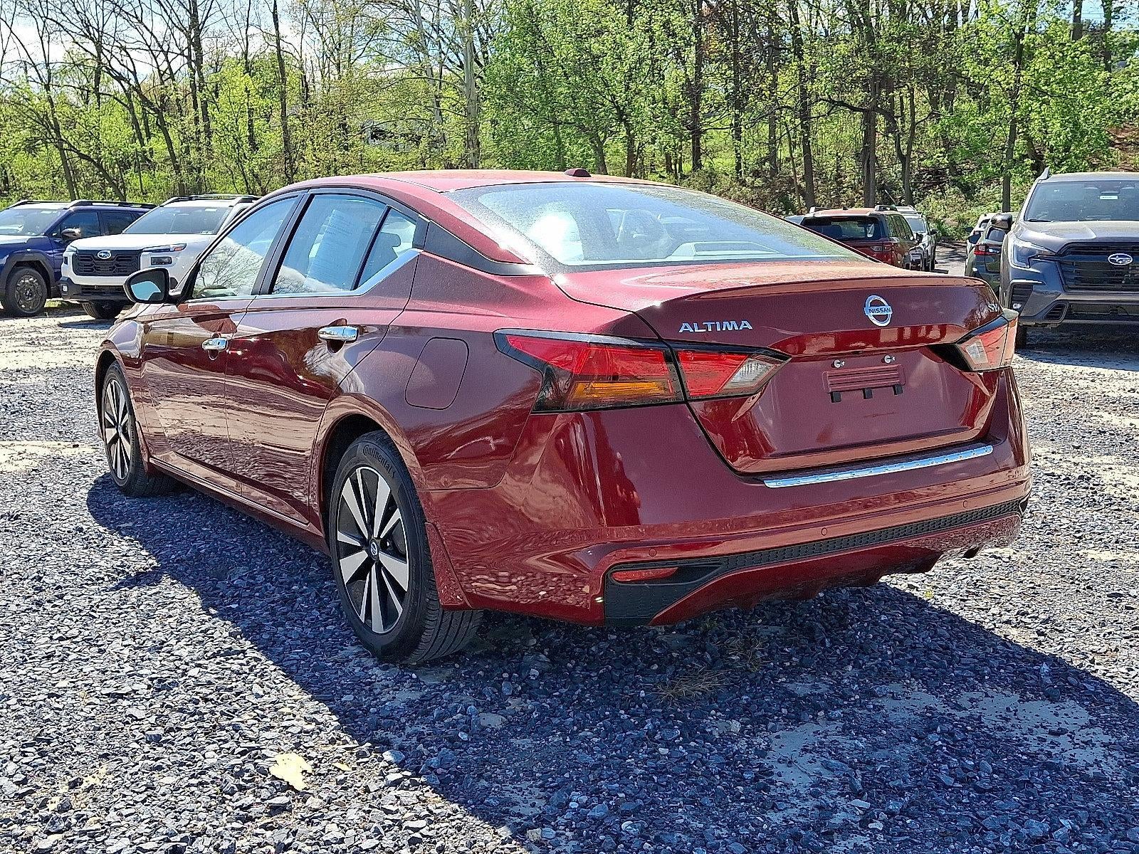 2022 Nissan Altima 2.5 SV Sedan
