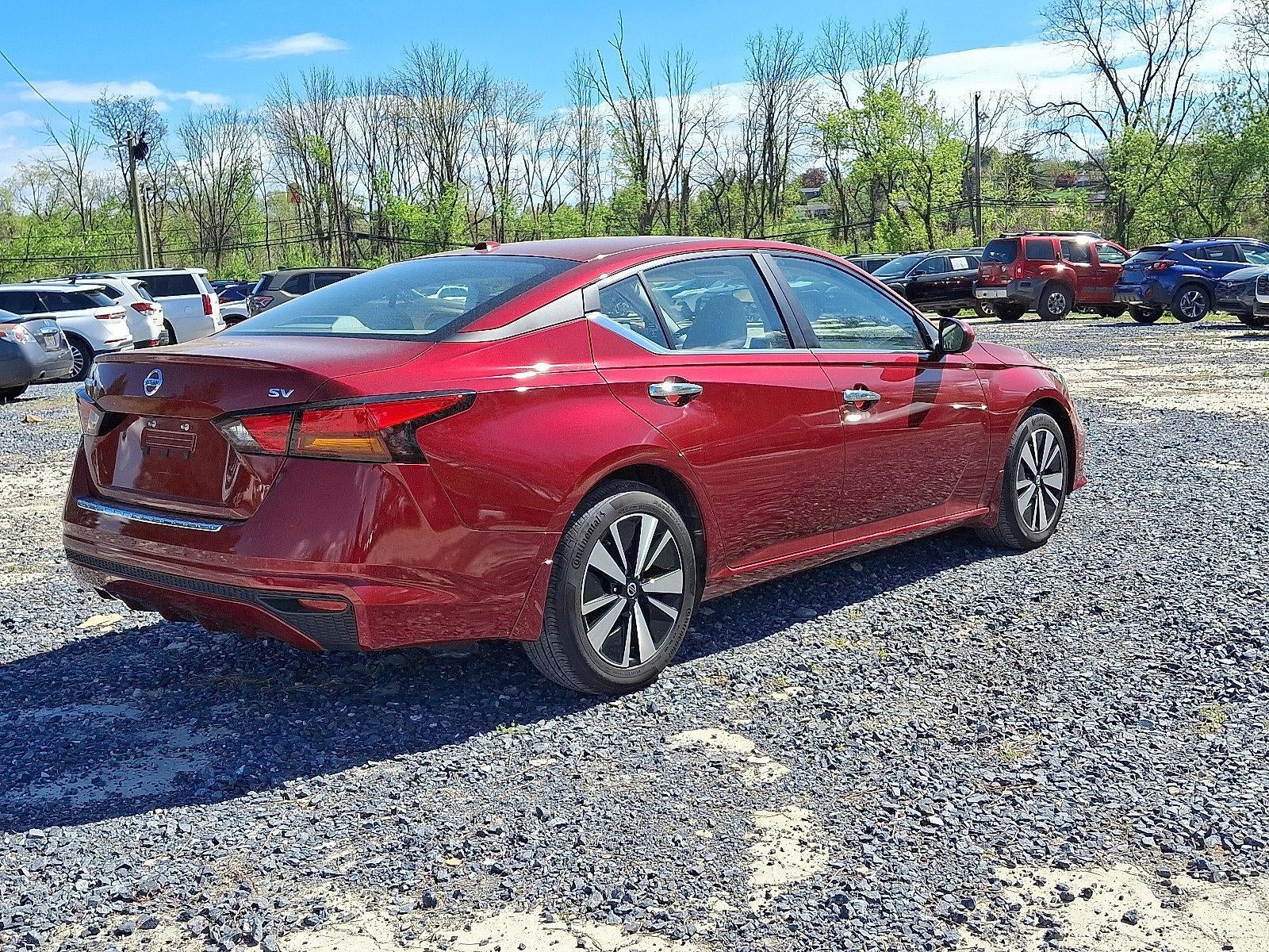 2022 Nissan Altima 2.5 SV Sedan