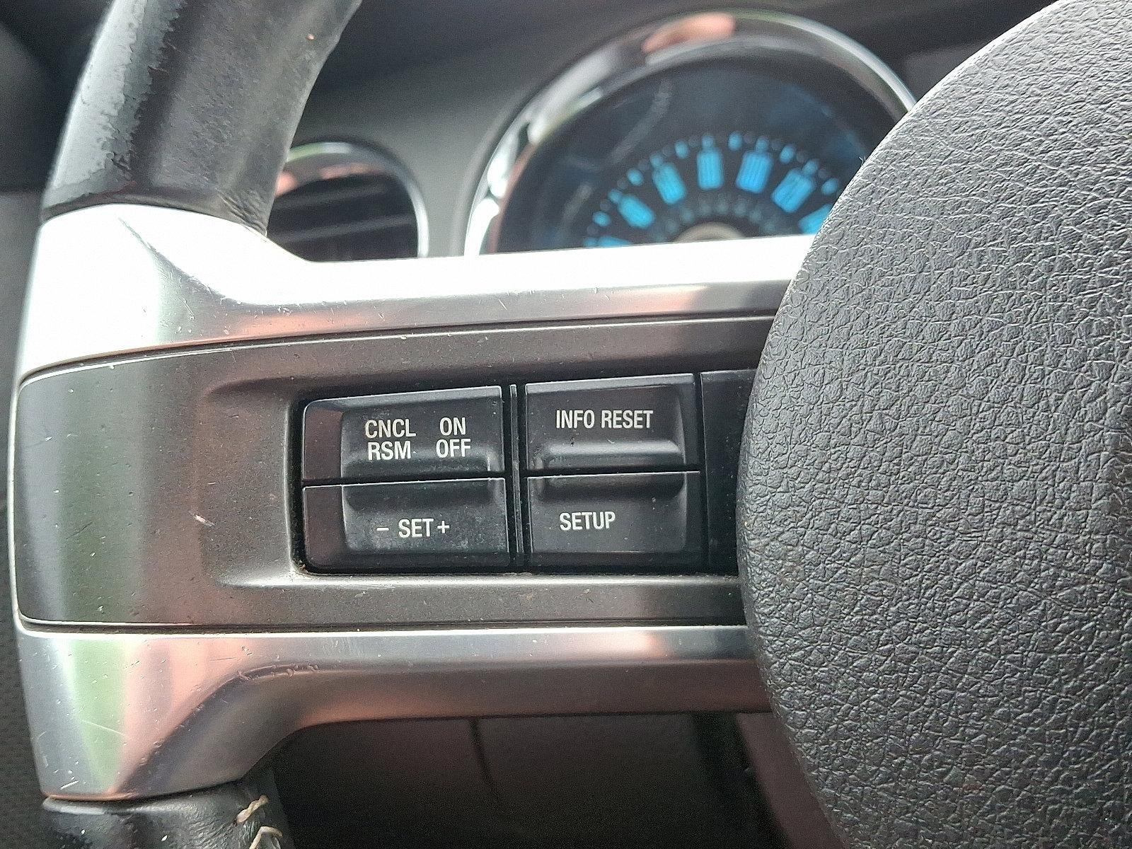 2014 Ford Mustang 2dr Conv V6