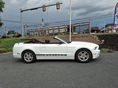 2014 Ford Mustang 2dr Conv V6