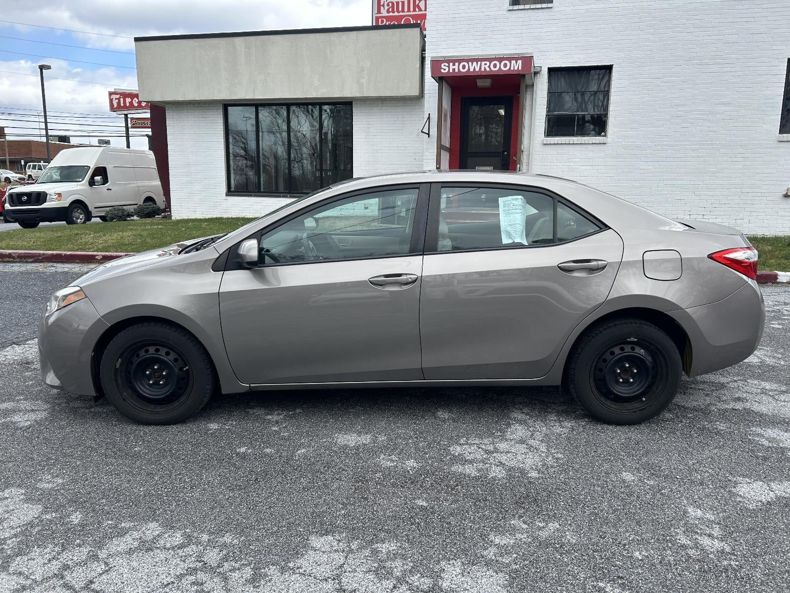 2014 Toyota Corolla 4dr Sdn CVT Auto LE (Natl)