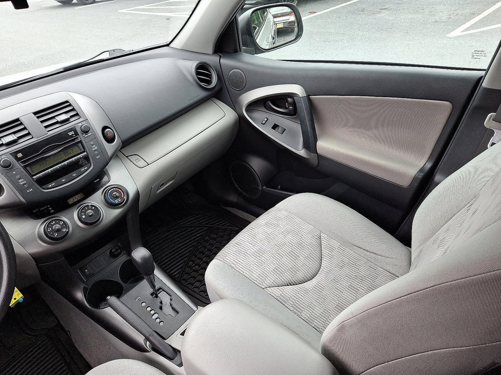 2011 Toyota RAV4 4WD 4dr 4-cyl 4-Spd AT (Natl)