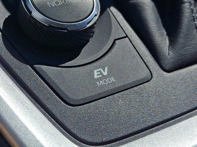 2024 Toyota RAV4 Hybrid XLE AWD (Natl)