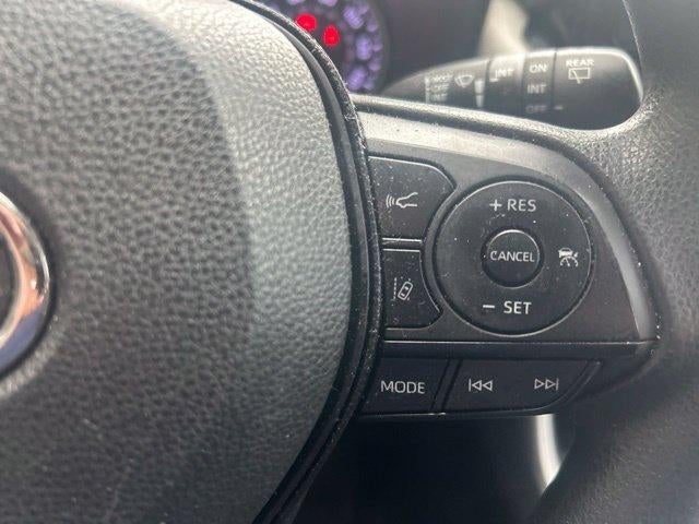 2020 Toyota RAV4 XLE FWD (GS)