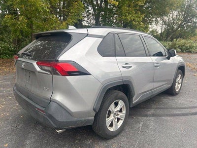 2020 Toyota RAV4 XLE FWD (GS)