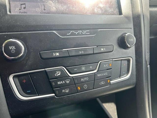 2019 Ford Fusion SE FWD