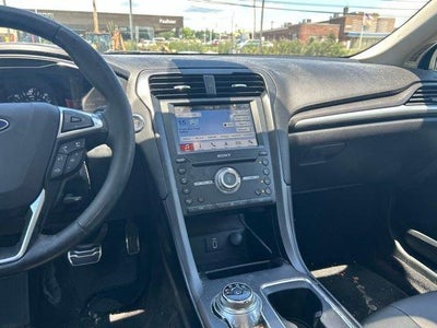 2017 Ford Fusion Titanium FWD