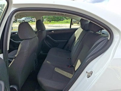 2016 Volkswagen Jetta 4dr Auto 1.4T S with Technology Sedan