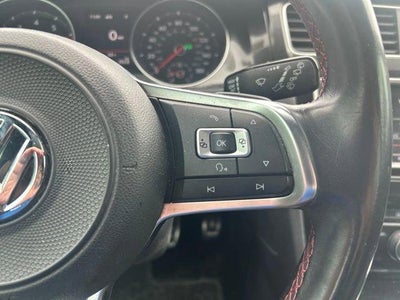 2017 Volkswagen Golf GTI 2.0T 4-Door SE DSG